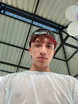 Snapshot of mhatias_ chatting on 02.21.26 mhatias online show from 02.21.26