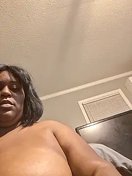 Snapshot of Eatme07 chatting on 11.20.25 Eatme07 online show from 11.20.25