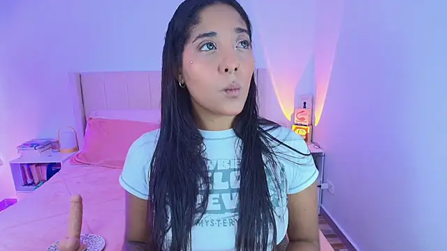 Snapshot of Megan_ale chatting on 10.15.25 Megan ale online show from 10.15.25