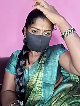 Snapshot of tamilammukuttyy chatting on 09.27.25 tamilammukuttyy online show from 09.27.25