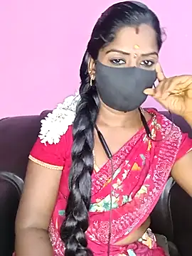 Snapshot of tamilammukuttyy chatting on 10.15.25 tamilammukuttyy online show from 10.15.25