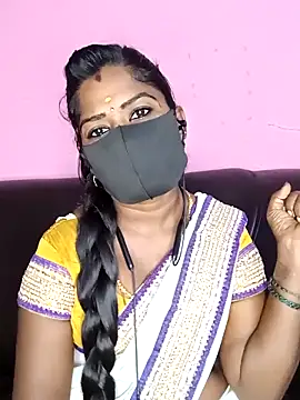 Snapshot of tamilammukuttyy chatting on 11.06.25 tamilammukuttyy online show from 11.06.25