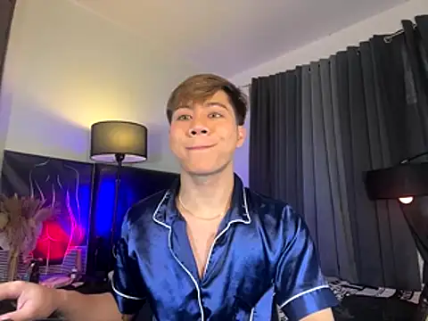 Urfucker drei online show from 10.23.25