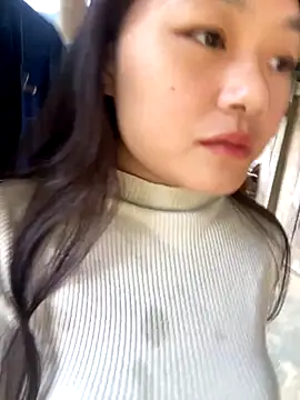 mai-xinh online show from 11.02.25