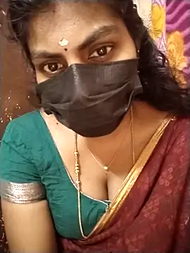 Nithiila online show from 12.18.25