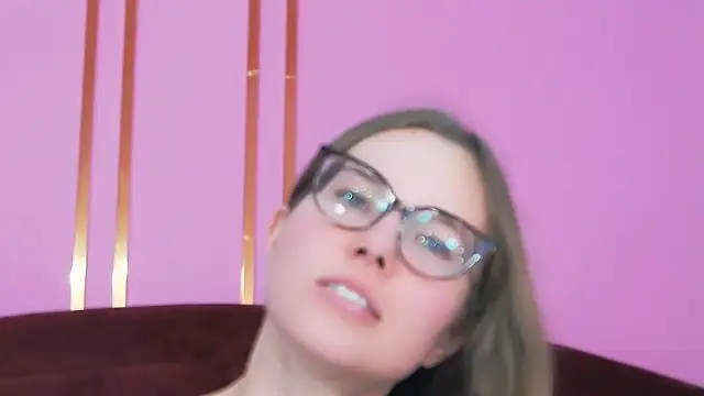 JessieJuss online show from 11.08.25