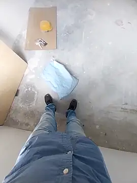 Snapshot of bisexdon chatting on 09.30.25 bisexdon online show from 09.30.25