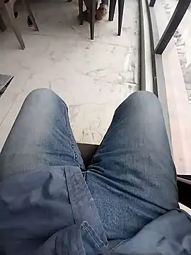 Snapshot of bisexdon chatting on 10.18.25 bisexdon online show from 10.18.25