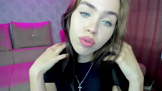 Kitty Mila online show from 09.11.25