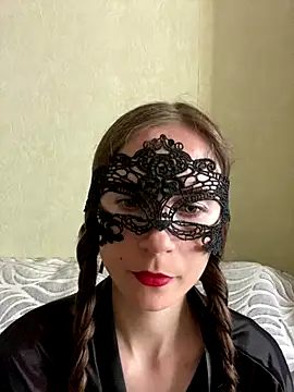 Snapshot of SophieDesire chatting on 09.16.25 SophieDesire online show from 09.16.25