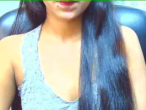 Snapshot of AlisaPari2007 chatting on 10.13.25 AlisaPari2007 online show from 10.13.25