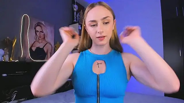 Snapshot of Dana__Whitttte chatting on 10.13.25 Dana Whitttte online show from 10.13.25