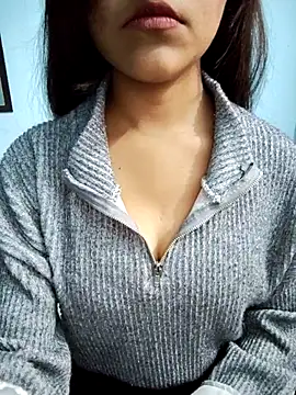 Snapshot of queen_visakha chatting on 11.30.25 queen visakha online show from 11.30.25