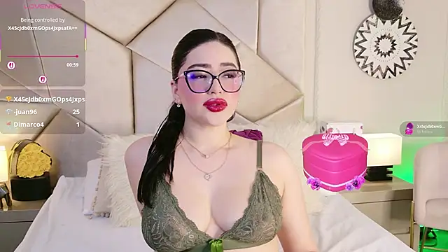 Catalina-Malave online show from 05.05.26