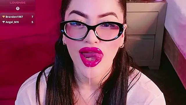 Catalina-Malave online show from 06.24.26