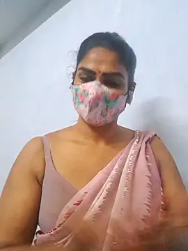 Snapshot of sherlin24 chatting on 10.19.25 sherlin24 online show from 10.19.25