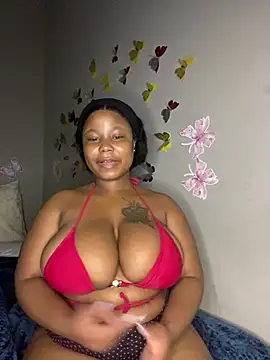 Snapshot of JuicyMellow21 chatting on 02.24.26 JuicyMellow21 online show from 02.24.26