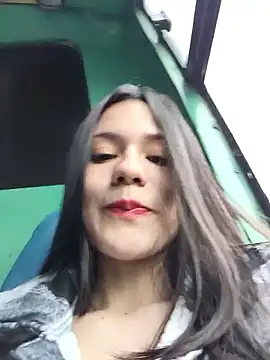 Snapshot of CHARLOTTE__05 chatting on 09.18.25 CHARLOTTE 05 online show from 09.18.25