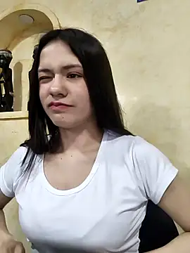 Snapshot of CHARLOTTE__05 chatting on 10.04.25 CHARLOTTE 05 online show from 10.04.25