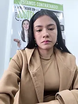 Snapshot of CHARLOTTE__05 chatting on 11.15.25 CHARLOTTE 05 online show from 11.15.25