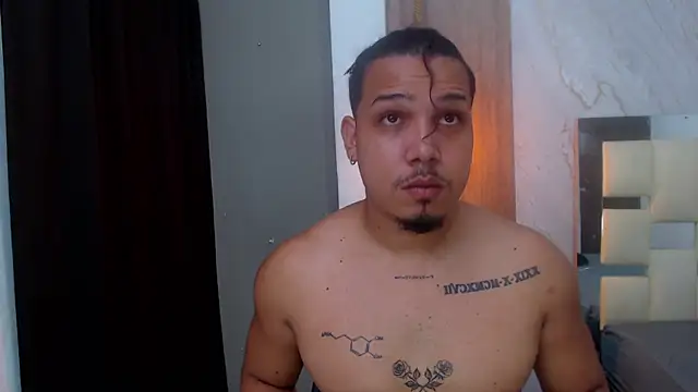 Snapshot of taylor_collins_ chatting on 09.14.25 taylor collins online show from 09.14.25