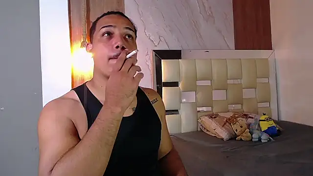 Snapshot of taylor_collins_ chatting on 09.15.25 taylor collins online show from 09.15.25