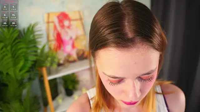 HollieCollelo online show from 03.18.26