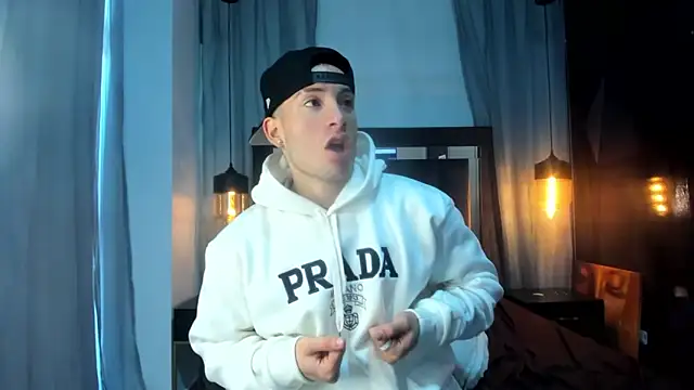 HunterHeat  online show from 12.18.25