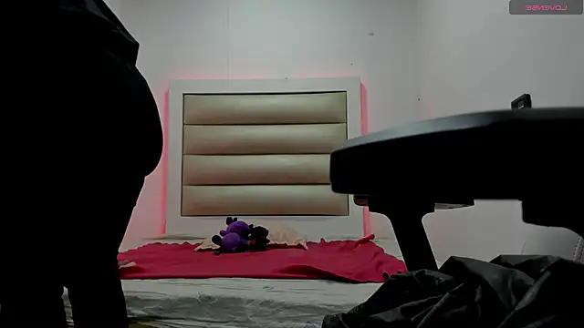 Luna and lindsy online show from 11.06.25