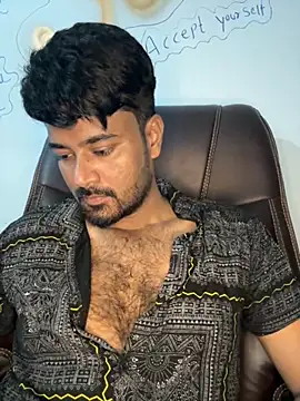 Snapshot of MeekBatgirl chatting on 10.04.25 MeekBatgirl online show from 10.04.25