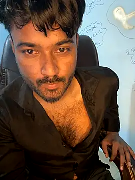 Snapshot of MeekBatgirl chatting on 10.30.25 MeekBatgirl online show from 10.30.25