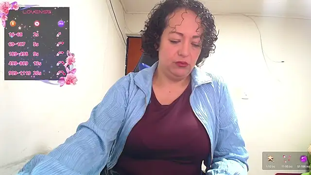 Miss Oriana online show from 11.25.25