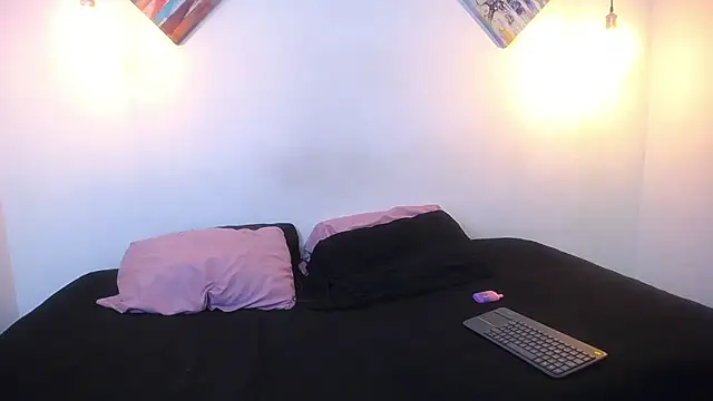 Snapshot of escar_let chatting on 11.09.25 escar let online show from 11.09.25