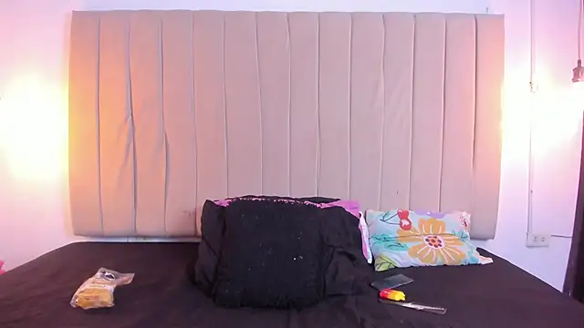 escar let online show from 02.21.26