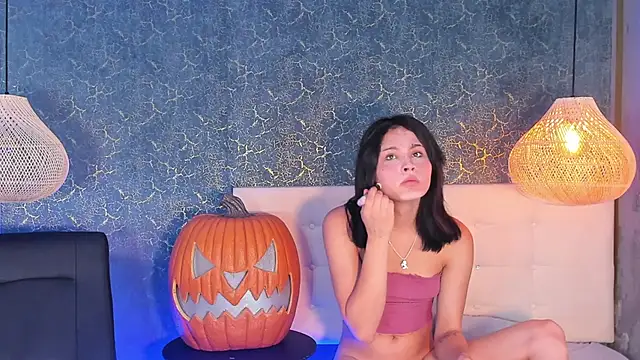 zorre  online show from 10.25.25