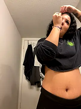 Prettygirl6070 online show from 12.18.25