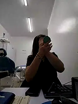 Madisson-04  online show from 10.15.25