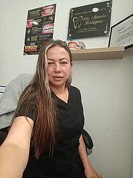 Madisson-04  online show from 06.22.26