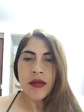 Snapshot of Camila_latina_0 chatting on 10.22.25 Camila latina 0 online show from 10.22.25