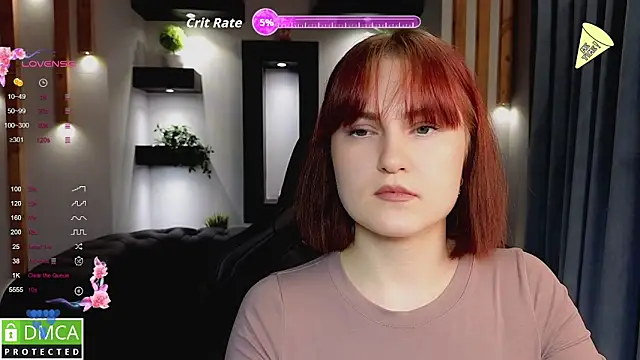 Snapshot of Roxy_foxi chatting on 09.12.25 Roxy foxi online show from 09.12.25