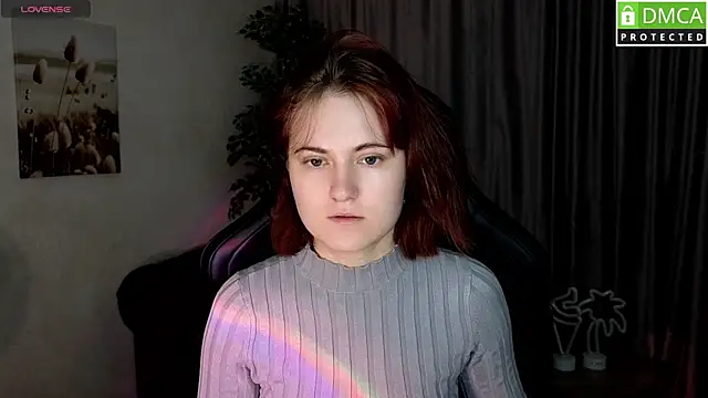 Snapshot of Roxy_foxi chatting on 09.27.25 Roxy foxi online show from 09.27.25