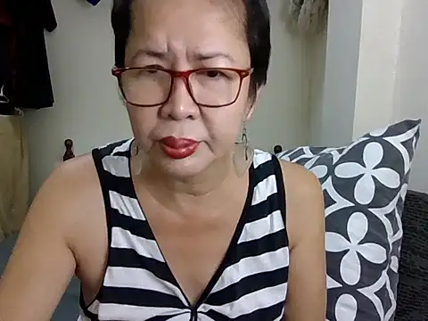 Snapshot of radar777 chatting on 10.12.25 radar777 online show from 10.12.25