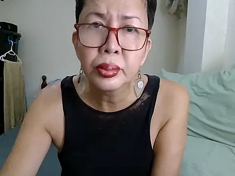 Snapshot of radar777 chatting on 11.02.25 radar777 online show from 11.02.25