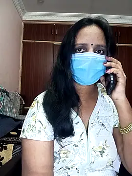 Snapshot of Mee_harini-telugupilla chatting on 09.18.25 Mee harini-telugupilla online show from 09.18.25