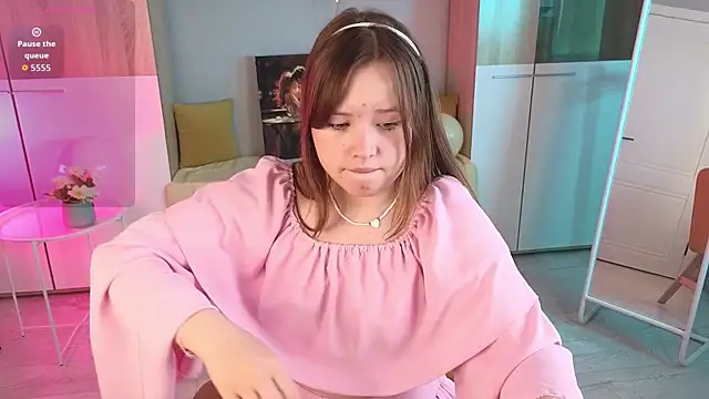 Snapshot of Sweetie_Hope chatting on 09.14.25 Sweetie Hope online show from 09.14.25