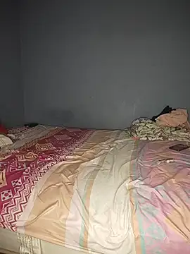 Snapshot of badlove42 chatting on 12.05.25 badlove42 online show from 12.05.25