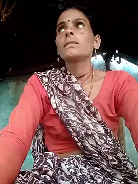 Snapshot of H_seema chatting on 10.24.25 H seema online show from 10.24.25