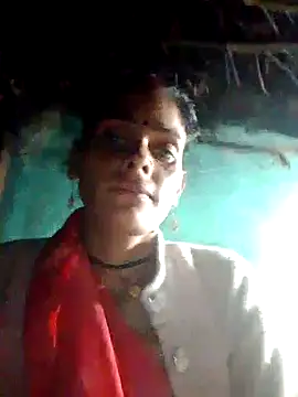 Snapshot of H_seema chatting on 10.29.25 H seema online show from 10.29.25