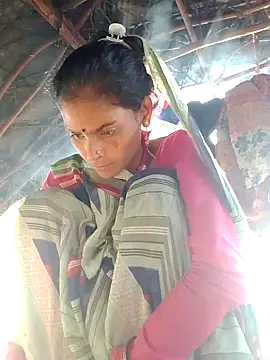 Snapshot of H_seema chatting on 11.01.25 H seema online show from 11.01.25