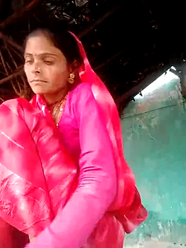 Snapshot of H_seema chatting on 11.30.25 H seema online show from 11.30.25